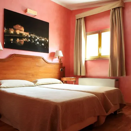 Hotell Kent 3*