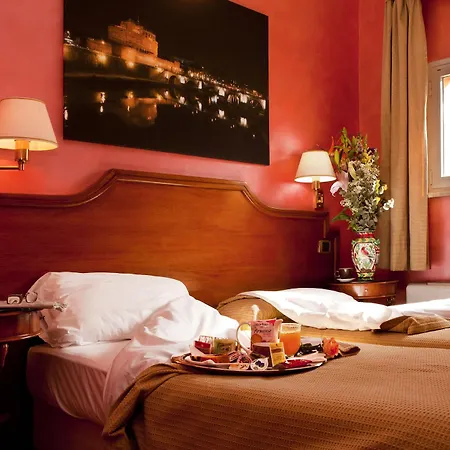 Kent Hotel 3*